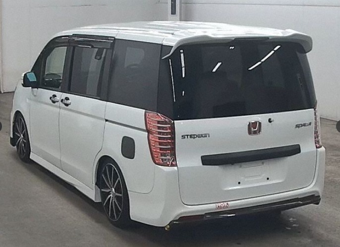 2013 Honda Stepwagon